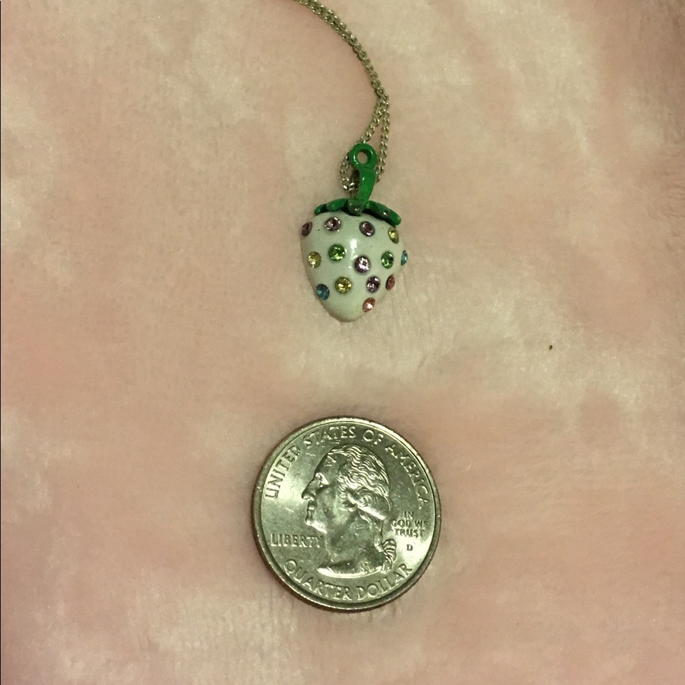 Strawberry necklace! - Picture 3 of 8